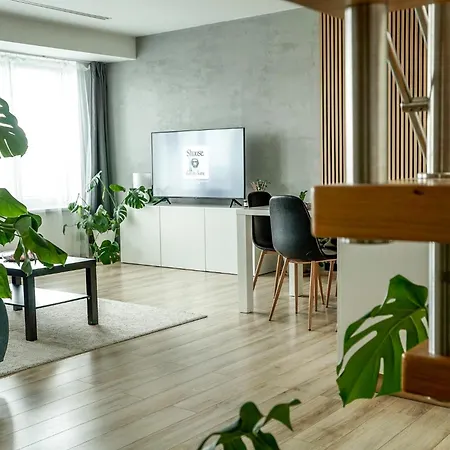 Апартаменти Urban Zenhouse No.2 - Breakfast Included Братислава Екстер'єр фото